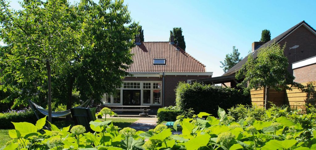Gezinstuin Om Lekker In Te Leven Dutch Quality Gardens De Lingebrug Hoveniers
