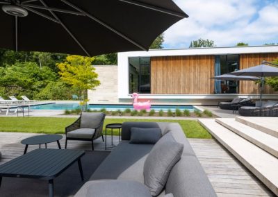 kubistische villa met strakke tuin sparq tuinen