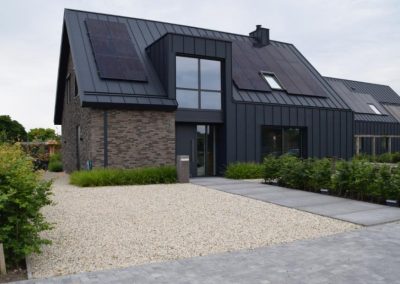 voortuinen met strakke lijnen en robuuste materialen dutch quality gardens 1